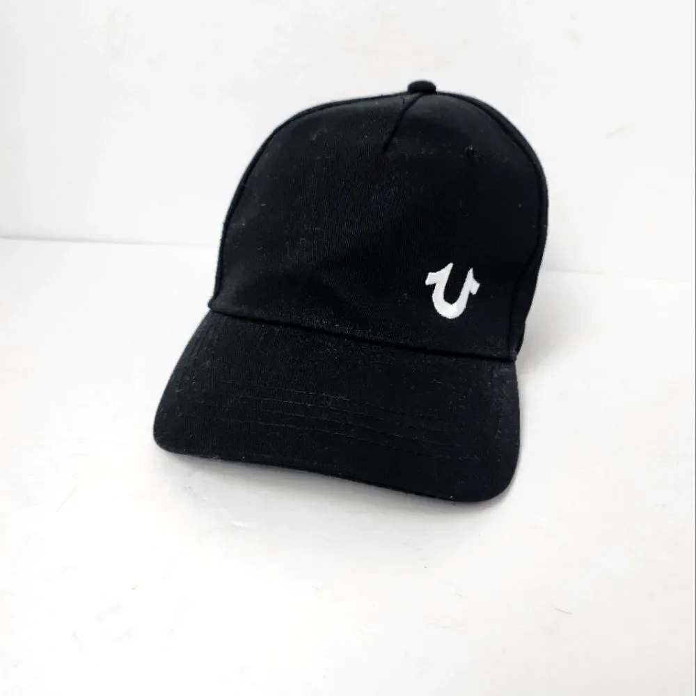 True Religion Snapback Baseball Cap Hat Black White Horseshoe Logo